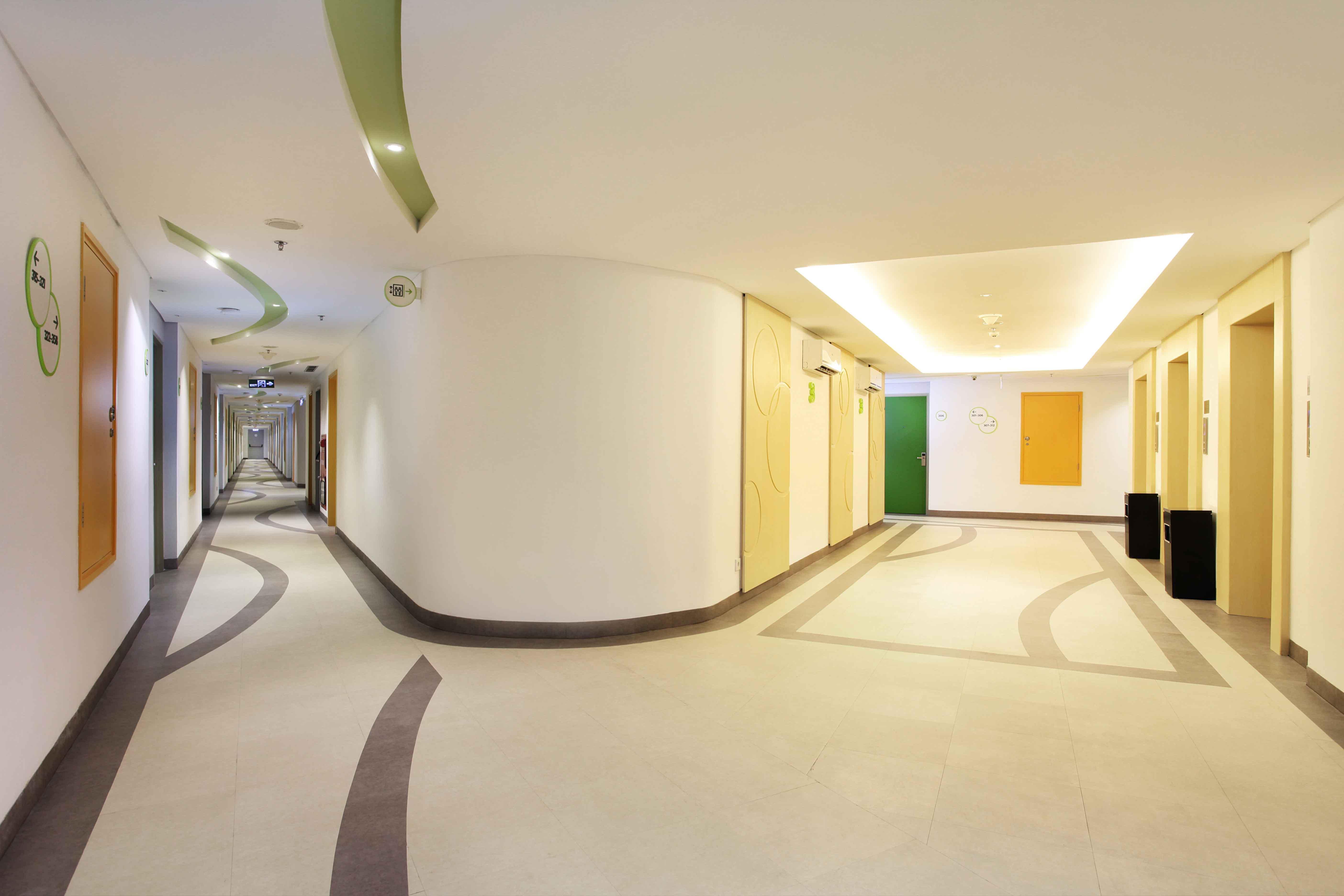 Zest Airport Jakarta By Swiss-Belhotel International Тангеранг Екстериор снимка
