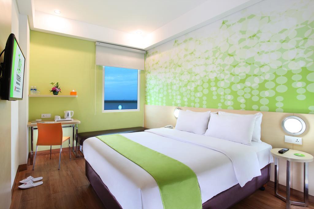 Zest Airport Jakarta By Swiss-Belhotel International Тангеранг Екстериор снимка